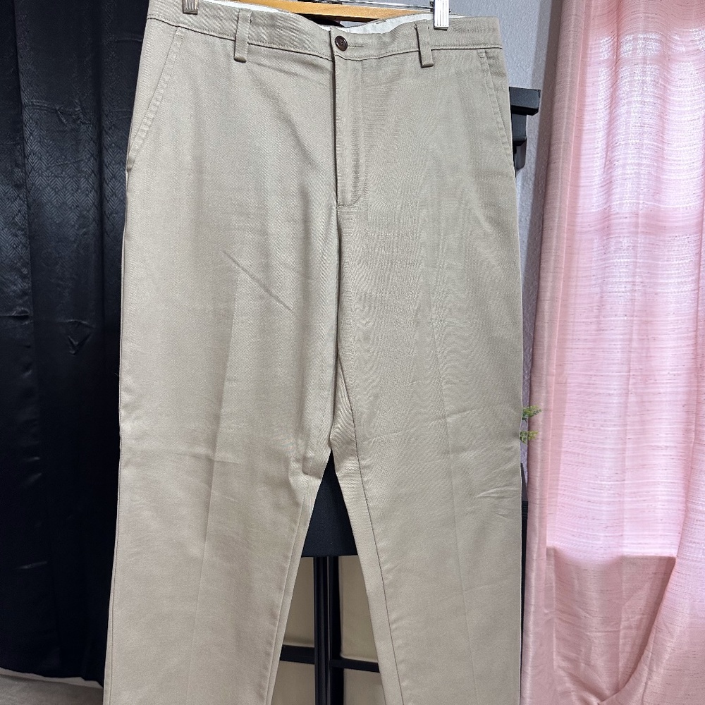 Dockers Men Classic Fit Dress Pants